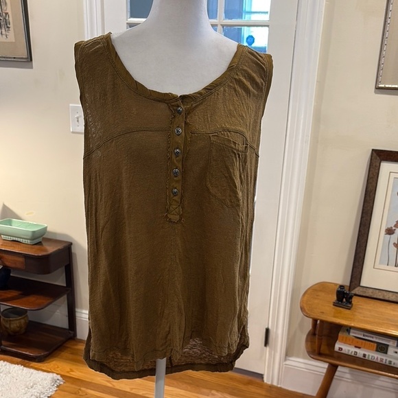 Free People Tops - Free People Traveler Tank.  Brown.  Size S
